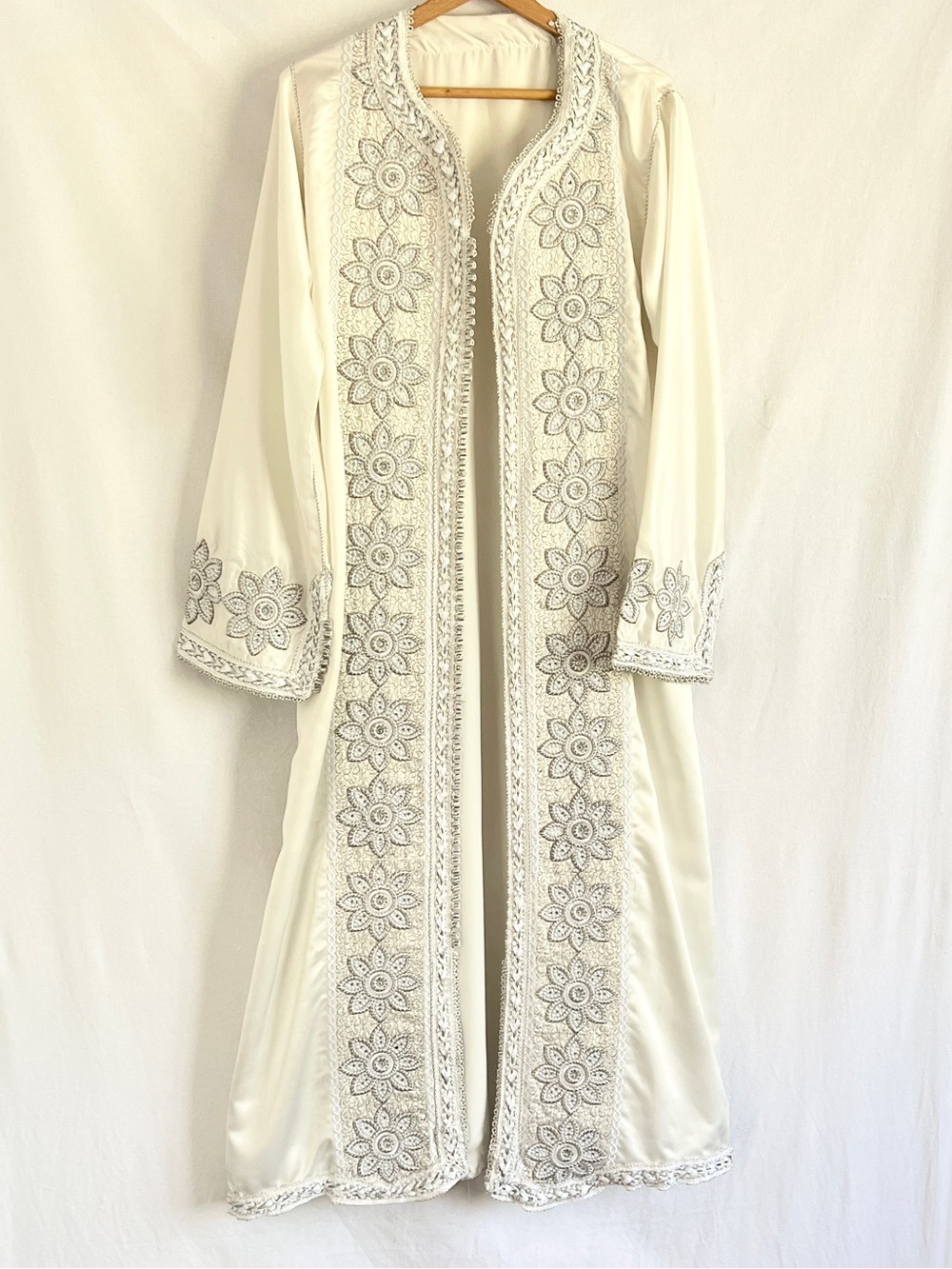 Ivory Silk Satin Hand Embroidered Bridal Caftan Duster Wedding Coat Vintage